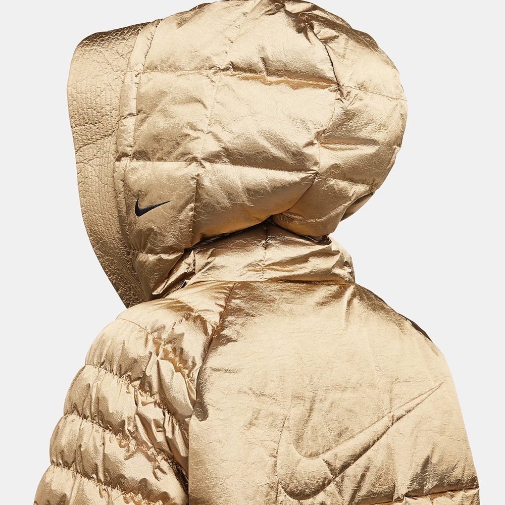 Nike - Women’s Large PrimaLoft Thermoplume Therma-FIT - NWT